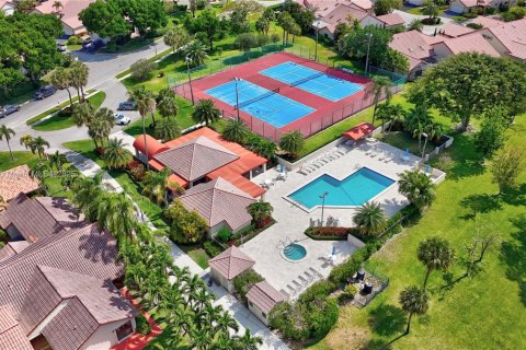 Купить таунхаус в Бока-Ратон, Флорида 3 спальни, 181.44м2, № 1957957 - фото 28