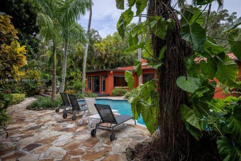 Casa en venta en Miami, Florida, 3 dormitorios, 221.57 m2 № 1842388 - foto 28