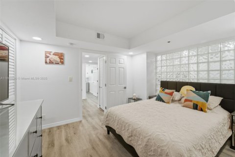 Copropriété à louer à Miami, Floride: 2 chambres, 140.19 m2 № 1951000 - photo 19