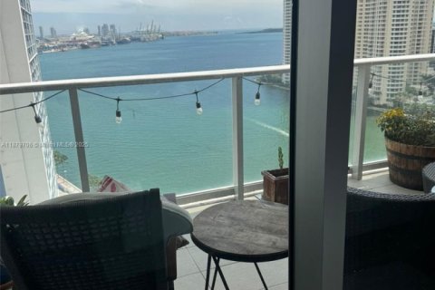 Condominio en alquiler en Miami, Florida, 2 dormitorios, 93.46 m2 № 1921919 - foto 23