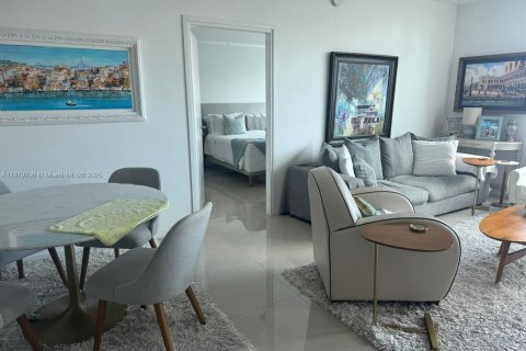 Condominio en alquiler en Miami, Florida, 2 dormitorios, 93.46 m2 № 1921919 - foto 28