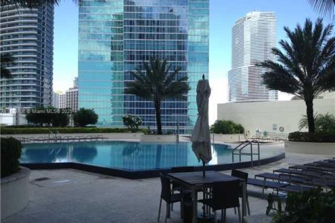 Condominio en alquiler en Miami, Florida, 2 dormitorios, 93.46 m2 № 1921919 - foto 7
