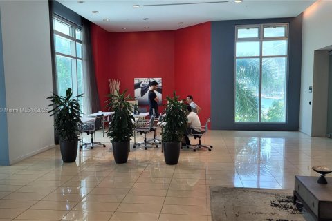 Condominio en alquiler en Miami, Florida, 2 dormitorios, 93.46 m2 № 1921919 - foto 15