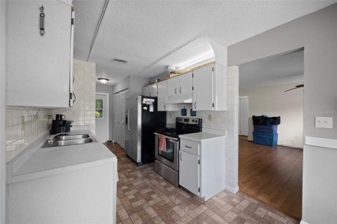 House in Dunnellon, Florida 2 bedrooms, 99.78 sq.m. № 1720328 - photo 9