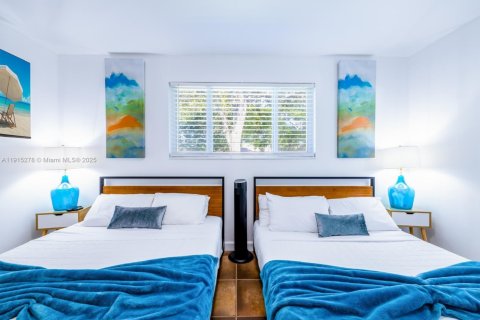 Villa ou maison à louer à Hollywood, Floride: 3 chambres, 149.39 m2 № 1971417 - photo 27