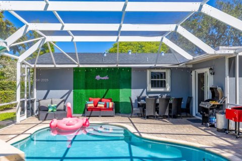 Villa ou maison à louer à Hollywood, Floride: 3 chambres, 149.39 m2 № 1971417 - photo 2