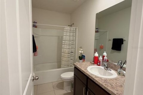 Villa ou maison à louer à Sarasota, Floride: 3 chambres, 160.16 m2 № 2099479 - photo 23