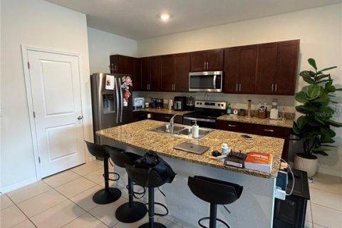 Villa ou maison à louer à Sarasota, Floride: 3 chambres, 160.16 m2 № 2099479 - photo 6
