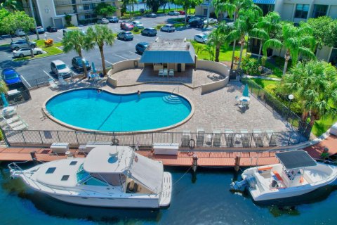 Condo in Boca Raton, Florida, 2 bedrooms № 2153676 - photo 9
