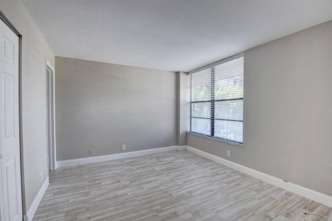 Condo in Boca Raton, Florida, 2 bedrooms № 2153676 - photo 30