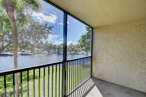 Condo in Boca Raton, Florida, 2 bedrooms № 2153676 - photo 13