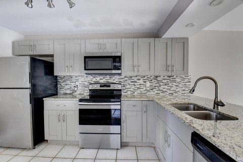 Condo in Boca Raton, Florida, 2 bedrooms № 2153676 - photo 20