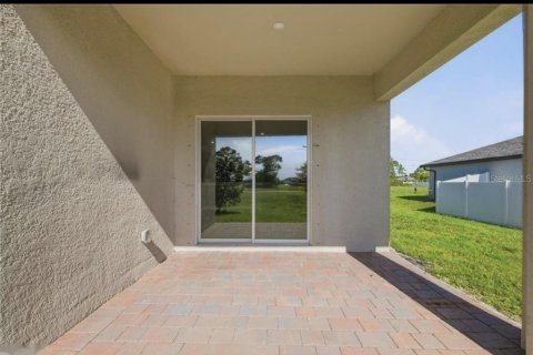 Casa en venta en Cape Coral, Florida, 4 dormitorios, 169.83 m2 № 2383871 - foto 2