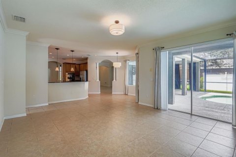 House in Fish Hawk, Florida 5 bedrooms, 309.18 sq.m. № 1909486 - photo 4