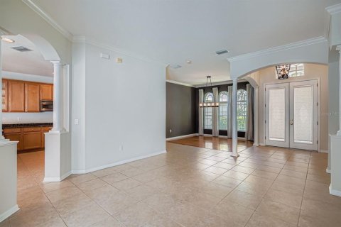 House in Fish Hawk, Florida 5 bedrooms, 309.18 sq.m. № 1909486 - photo 10