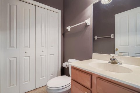 House in Fish Hawk, Florida 5 bedrooms, 309.18 sq.m. № 1909486 - photo 7