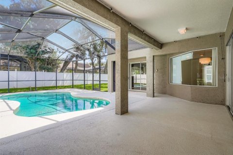 House in Fish Hawk, Florida 5 bedrooms, 309.18 sq.m. № 1909486 - photo 2