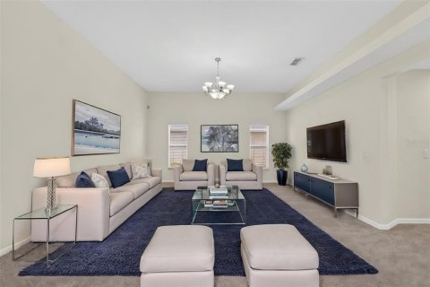 House in Winter Haven, Florida 3 bedrooms, 177.81 sq.m. № 2229175 - photo 16