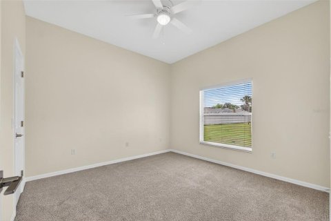 House in Winter Haven, Florida 3 bedrooms, 177.81 sq.m. № 2229175 - photo 30