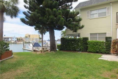 Condo in Clearwater, Florida, 3 bedrooms  № 1723993 - photo 5