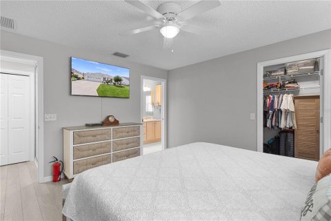 House in The Villages, Florida 3 bedrooms, 137.31 sq.m. № 2200369 - photo 20
