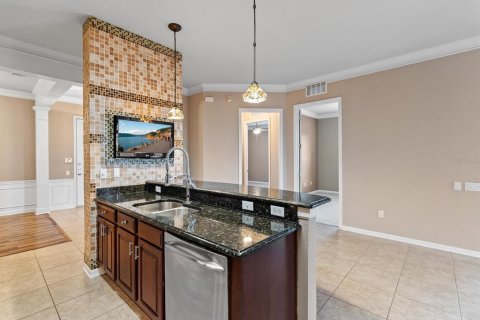 Condo in Orlando, Florida, 3 bedrooms  № 2148524 - photo 8