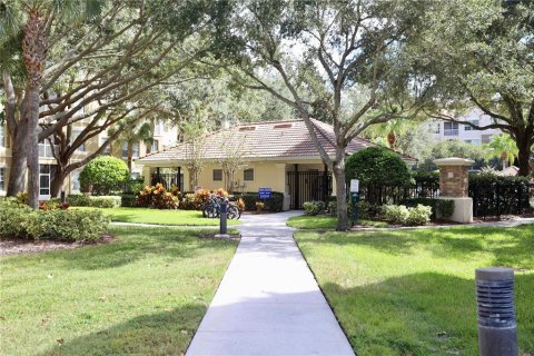 Condo in Orlando, Florida, 3 bedrooms  № 2148524 - photo 23