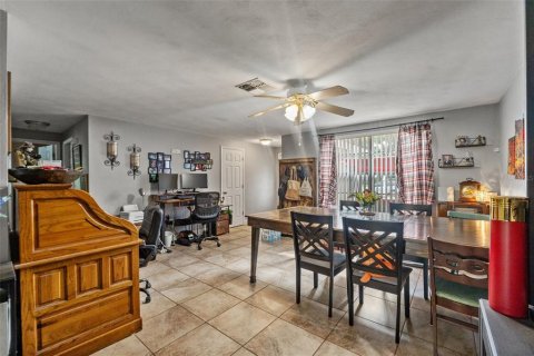 House in New Port Richey, Florida 2 bedrooms, 131.74 sq.m. № 1771511 - photo 25