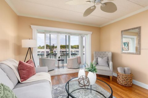 Copropriété à vendre à Saint Petersburg, Floride: 2 chambres, 85.47 m2 № 2234421 - photo 13
