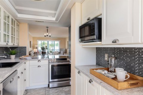 Copropriété à vendre à Saint Petersburg, Floride: 2 chambres, 85.47 m2 № 2234421 - photo 10