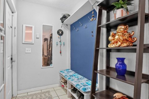 Купить виллу или дом в Стьюарт, Флорида 5 комнат, 123.56м2, № 2432945 - фото 4