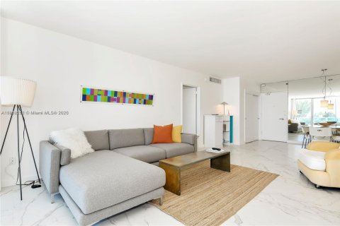 Appartement à louer à Miami Beach, Floride: 2 chambres, 95.69 m2 № 1960041 - photo 6