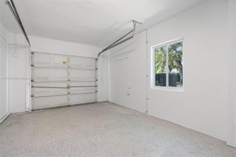 House in Delray Beach, Florida 3 bedrooms, 182.83 sq.m. № 1695623 - photo 22