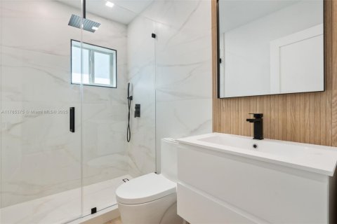 House in Delray Beach, Florida 3 bedrooms, 182.83 sq.m. № 1695623 - photo 14
