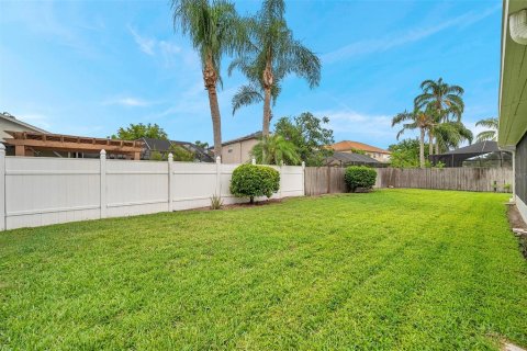 Casa en venta en Wesley Chapel, Florida, 5 dormitorios, 301.28 m2 № 1831733 - foto 14