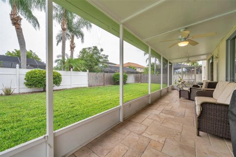 Casa en venta en Wesley Chapel, Florida, 5 dormitorios, 301.28 m2 № 1831733 - foto 10