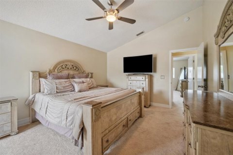 Casa en venta en Wesley Chapel, Florida, 5 dormitorios, 301.28 m2 № 1831733 - foto 22