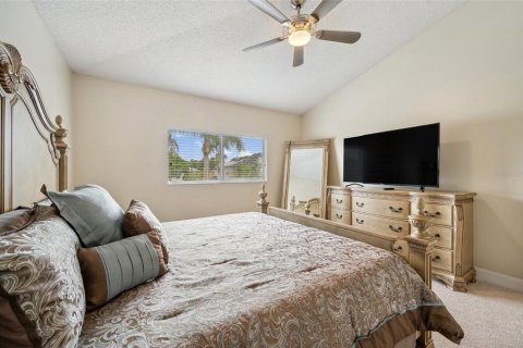Casa en venta en Wesley Chapel, Florida, 5 dormitorios, 301.28 m2 № 1831733 - foto 29