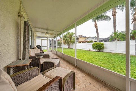 Casa en venta en Wesley Chapel, Florida, 5 dormitorios, 301.28 m2 № 1831733 - foto 7