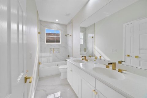 Casa en venta en Davenport, Florida, 5 dormitorios, 384.24 m2 № 1717044 - foto 26