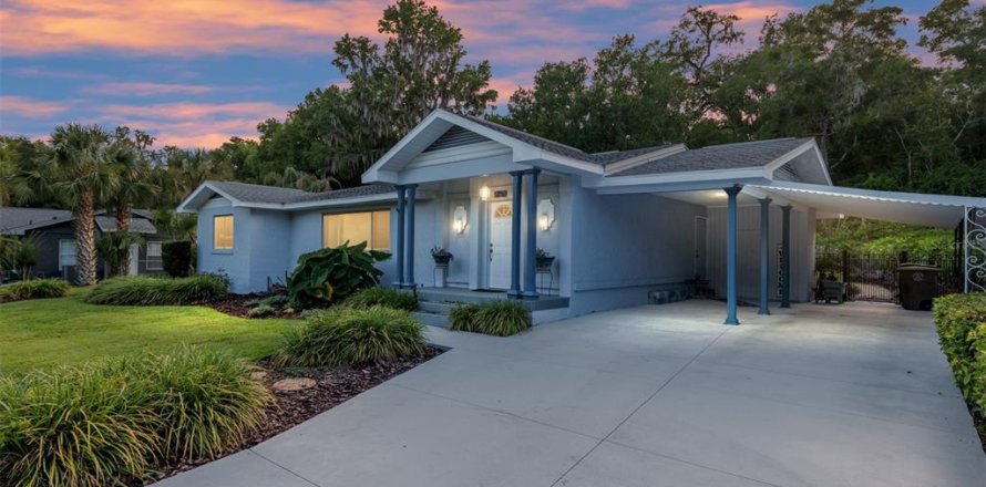 Villa ou maison à Ocala, Floride 3 chambres, 188.22 m2 № 2200885
