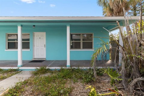 Dúplex en venta en Saint Pete Beach, Florida, 4 dormitorios, 130.06 m2 № 1721247 - foto 3