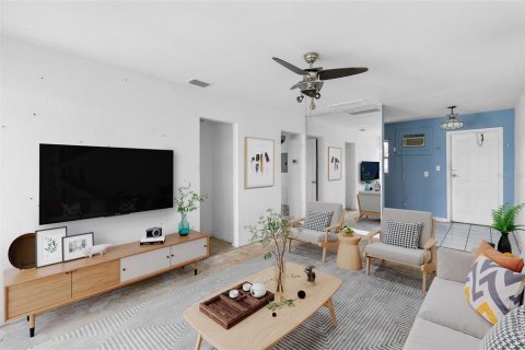Dúplex en venta en Saint Pete Beach, Florida, 4 dormitorios, 130.06 m2 № 1721247 - foto 5
