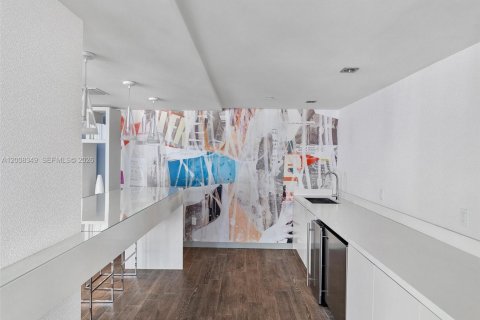 Copropriété à louer à Miami, Floride: 2 chambres, 88.35 m2 № 2072673 - photo 28