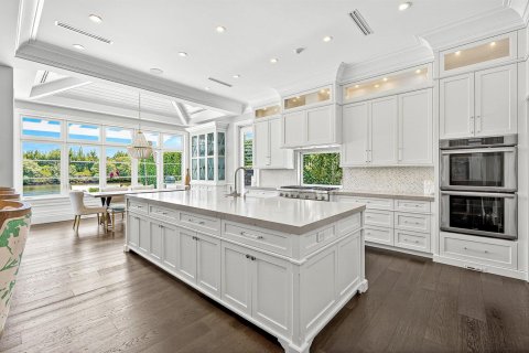 Villa ou maison à vendre à Gulf Stream, Floride: 4 chambres, 423.17 m2 № 2147237 - photo 12