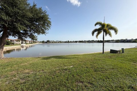 Condo in Punta Gorda, Florida, 2 bedrooms  № 2211451 - photo 3