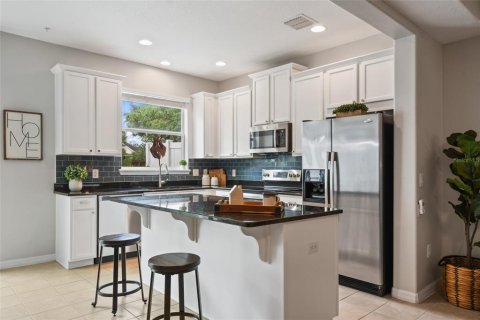 Townhouse in Orlando, Florida 3 bedrooms, 152.82 sq.m. № 1629550 - photo 12