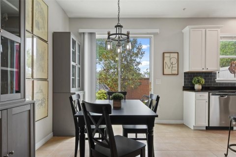 Townhouse in Orlando, Florida 3 bedrooms, 152.82 sq.m. № 1629550 - photo 16
