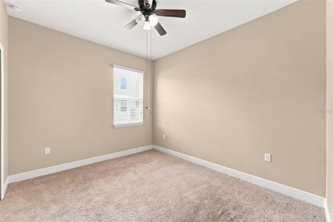 Villa ou maison à vendre à Deltona, Floride: 4 chambres, 229 m2 № 2302252 - photo 28