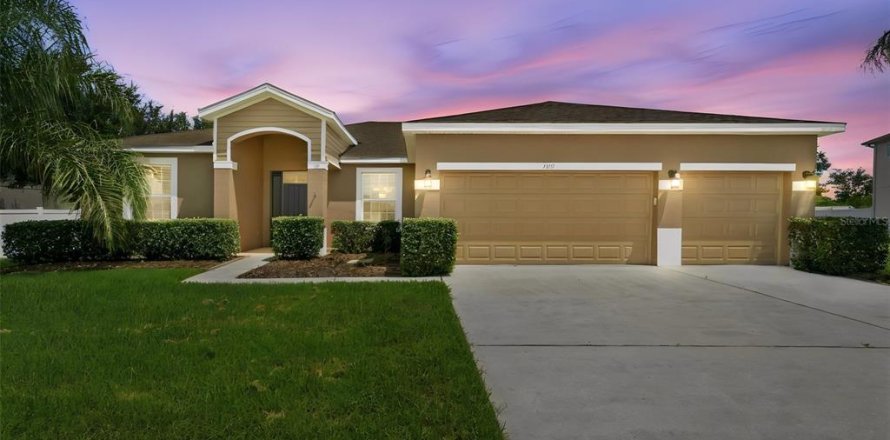 Villa ou maison à Deltona, Floride 4 chambres, 229 m2 № 2302252
